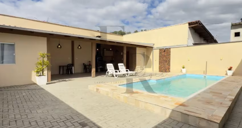 Casa com piscina no vila nova: conforto e praticidade em 120m²!