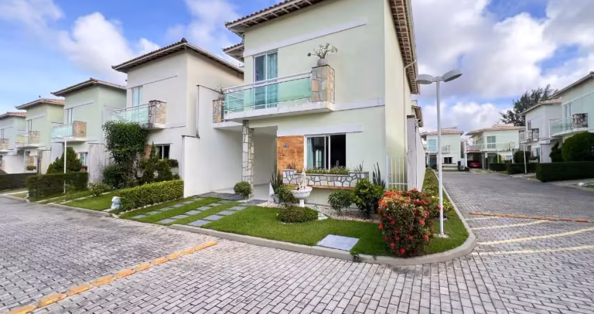Linda Casa em Condomínio