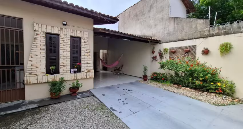 Casa Plana Com 3 Suítes no Parque Manibura