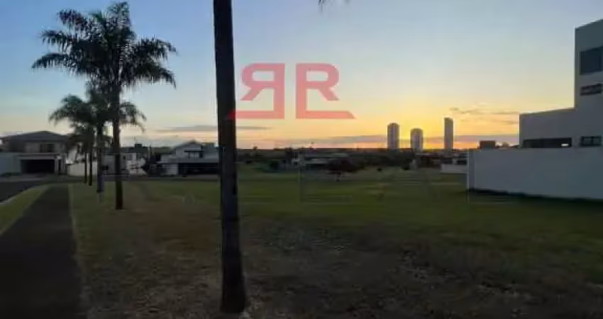 **excelente lote de esquina no condomínio alphaville**