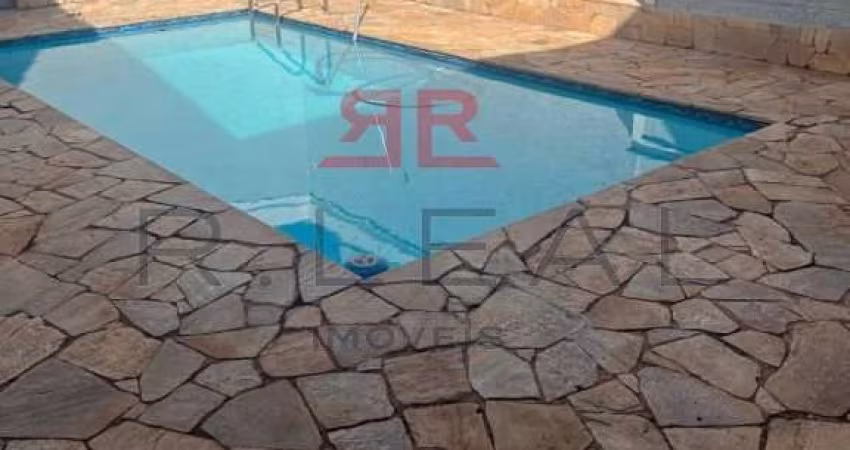 CASA COM EXCELENTE LOCALIZAÇÃO - RESIDENCIAL OU COMERCIAL