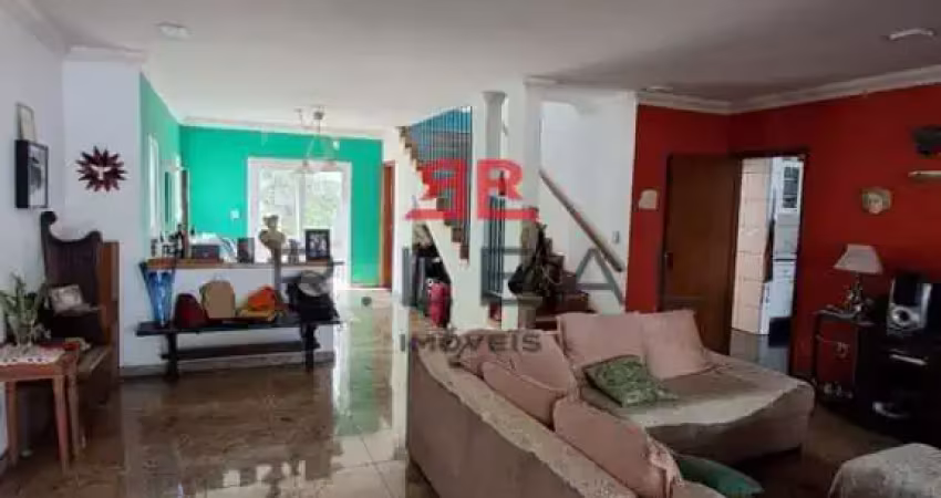 Casa com 4 quartos para alugar no Jardim América, Bauru 
