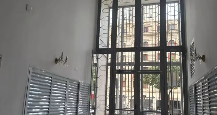 Kitnet 38 metros - Ótima Localização próx Metrô