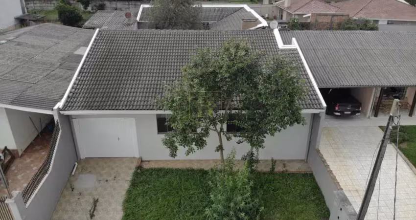 Casa para Venda em Guarapuava, Santa Cruz, 3 dormitórios, 1 suíte, 2 vagas