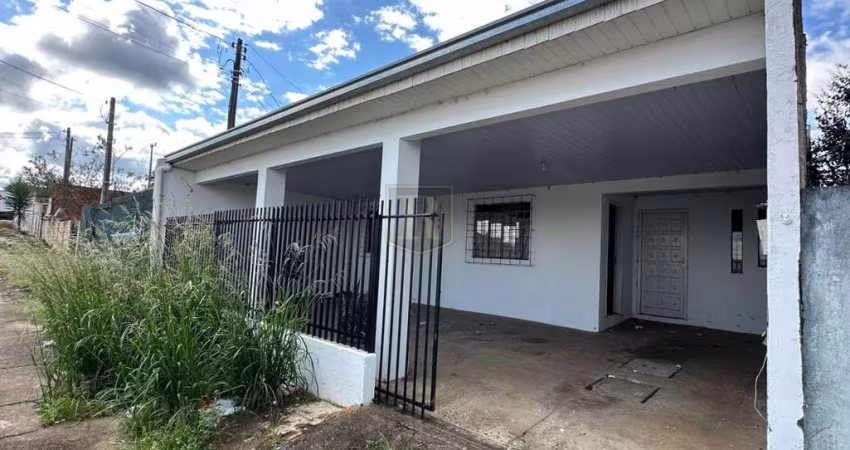 Casa para Venda em Guarapuava, Morro Alto, 2 dormitórios, 1 banheiro, 2 vagas