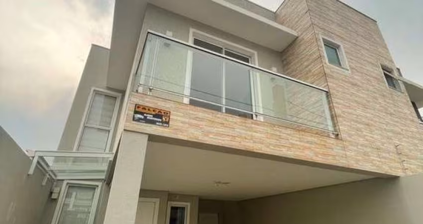 Sobrado para Venda em Guarapuava, Trianon, 3 dormitórios, 1 suíte, 3 banheiros, 2 vagas