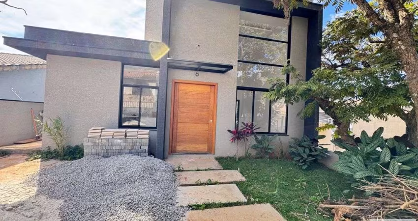 Casa recém construída e fase de acabamento no Jardim Paulista/ Atibaia -SP