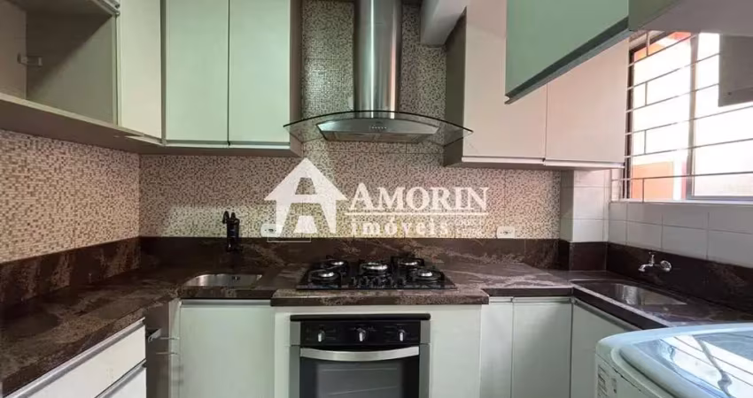 Apartamento no fazendinha, 66m  de área total, cozinha com armários.