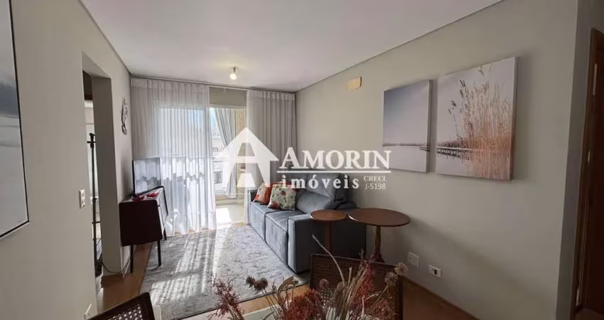 Apartamento à venda no água verde, sacada com churrasqueira, 2 dormitórios.