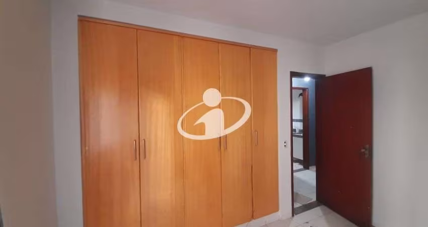 Casa com 2 quartos para alugar no Copacabana, Uberlândia 