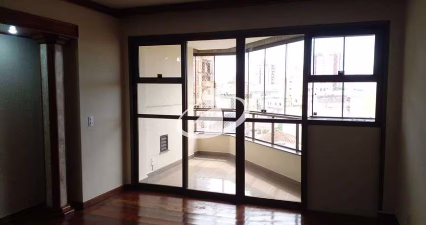 Apartamento com 3 quartos para alugar no Centro, Uberlândia 