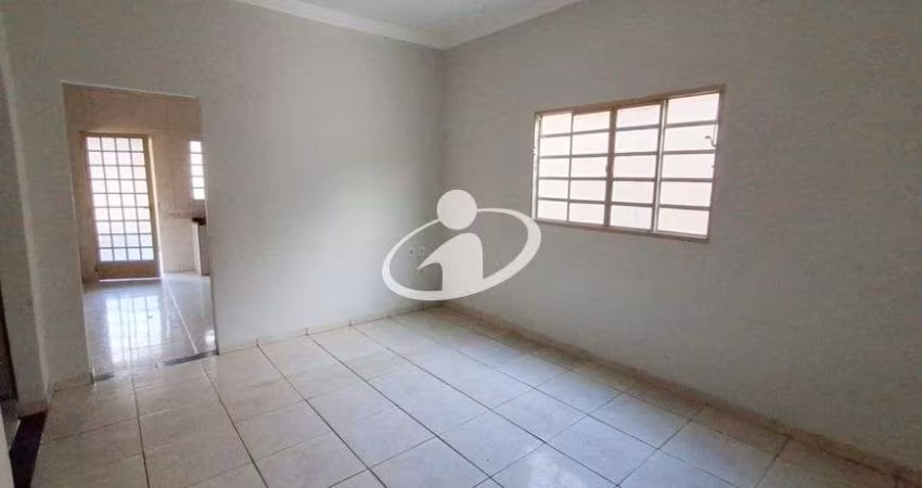 Casa com 3 quartos para alugar no Jardim Europa, Uberlândia 