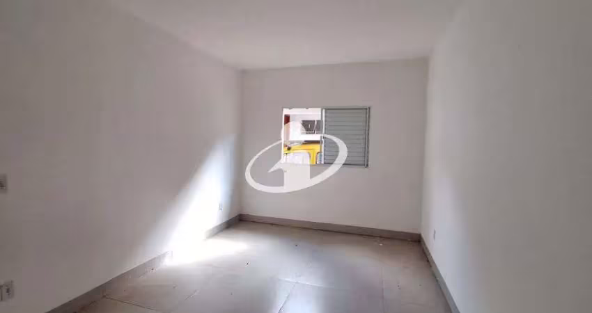 Casa com 3 quartos para alugar no Vigilato Pereira, Uberlândia 
