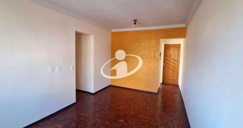 Apartamento com 3 quartos para alugar no Alto Umuarama, Uberlândia 