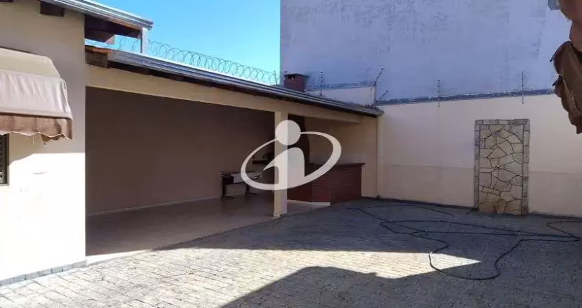 Casa com 3 quartos à venda no Santa Mônica, Uberlândia 