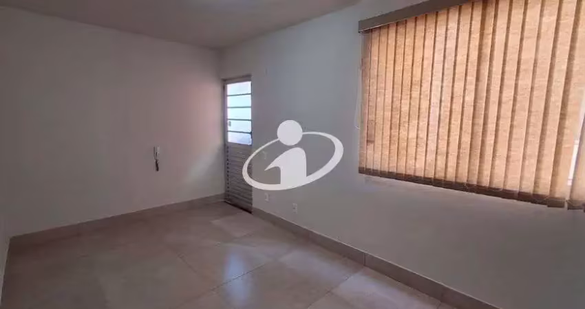Apartamento com 2 quartos para alugar no Mansour, Uberlândia 