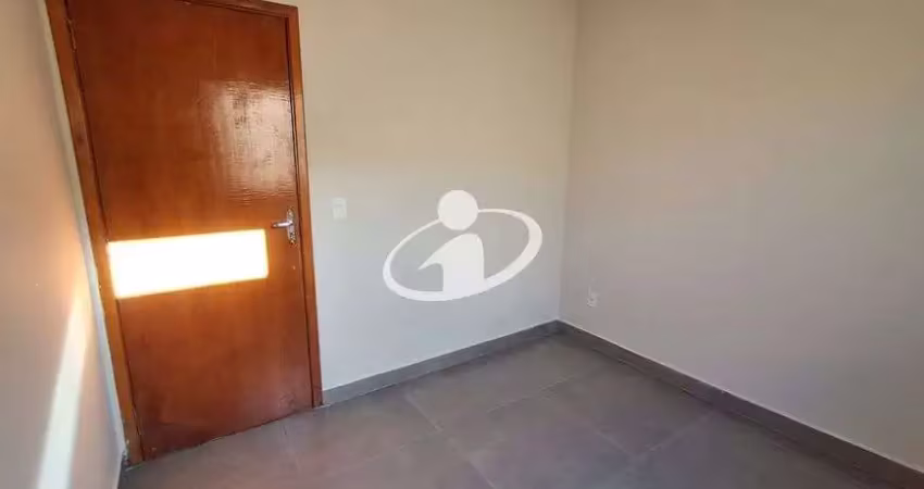 Casa com 3 quartos para alugar no Shopping Park, Uberlândia 