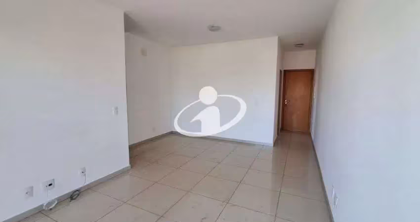 Apartamento com 3 quartos para alugar no Santa Mônica, Uberlândia 