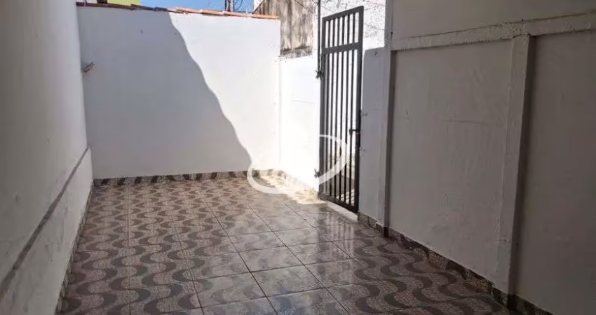 Casa com 2 quartos para alugar no Santa Mônica, Uberlândia 