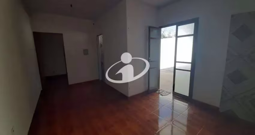 Casa com 2 quartos para alugar no Jardim Ipanema I, Uberlândia 