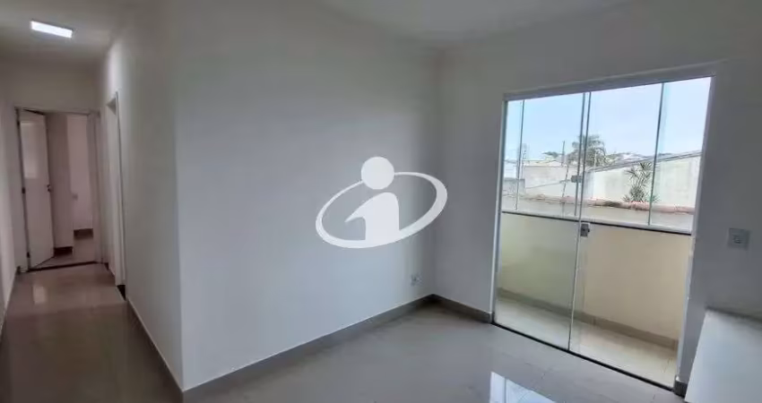 Apartamento com 2 quartos para alugar no Alto Umuarama, Uberlândia 