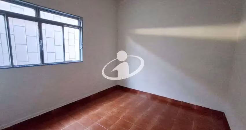 Casa com 3 quartos para alugar na Nossa Senhora Aparecida, Uberlândia 