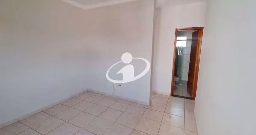 Apartamento com 2 quartos para alugar em Granada, Uberlândia 