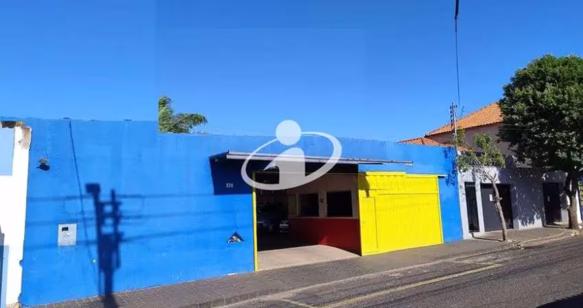Garagem à venda no Centro, Uberlândia 