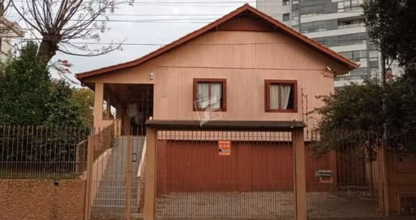 Casa com 3 quartos para alugar no Sagrada Família, Caxias do Sul 
