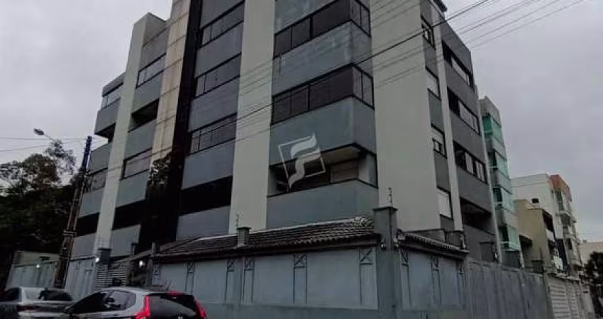 Cobertura com 3 quartos para alugar no Vinhedos, Caxias do Sul 