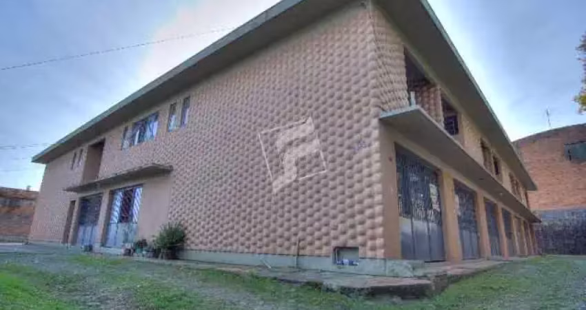 Apartamento com 1 dormitório, sala de estar/cozinha, banheiro social,