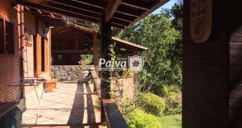 Casa em Condomínio- Teresópolis, Prata