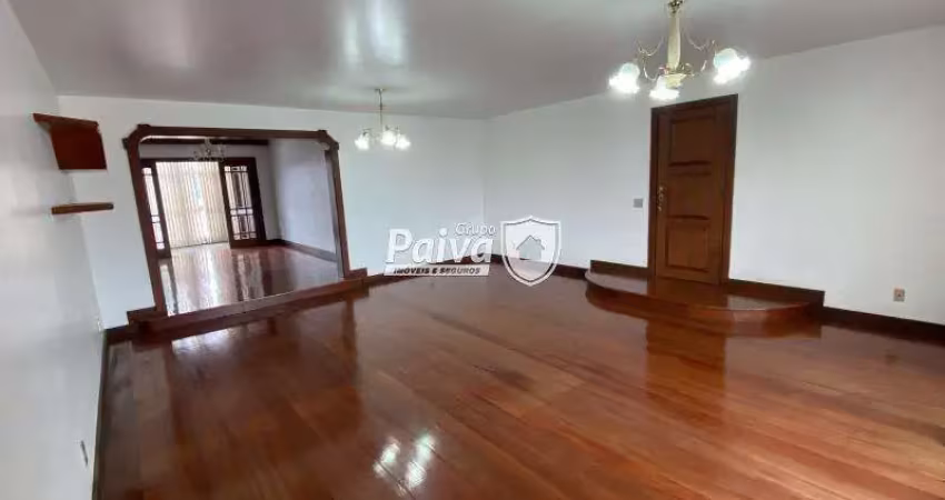 Apartamento com 3 quartos para alugar no Várzea, Teresópolis 