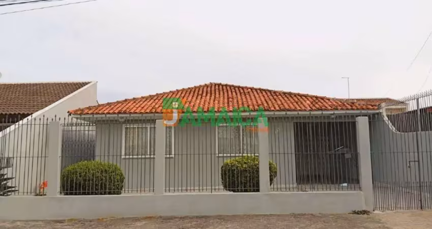 Casa com 4 quartos para alugar na Rua Harold Drummond de Carvalho, 440, Cajuru, Curitiba