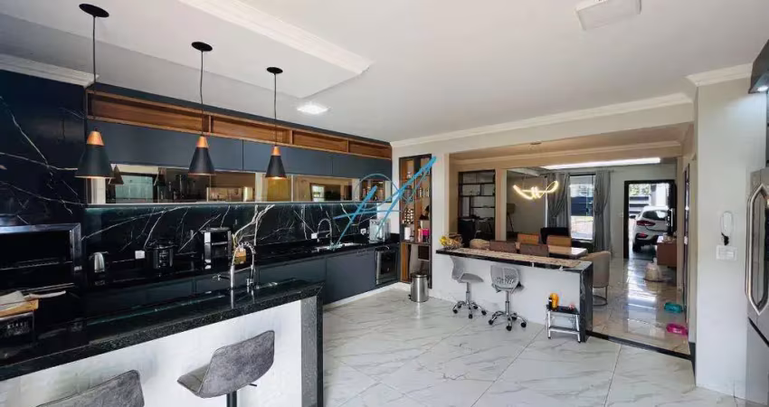 Casa à venda em Maringá, Jardim Oriental, com 3 quartos, com 240 m²