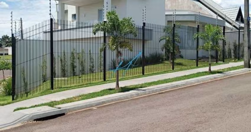 Casa à venda em Maringá, Jardim Tóquio, com 3 quartos, com 219.48 m²