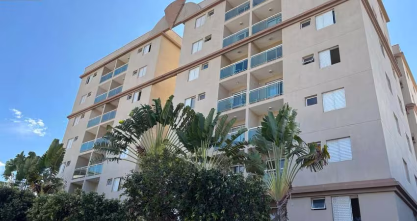 Apartamento andar alto, sol da manhã, completo de armários, pronto para morar. Bairro: Vila Monteiro