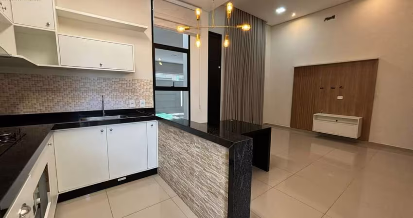 Imóvel moderno, com quintal, bem localizado no bairro Água Branca
