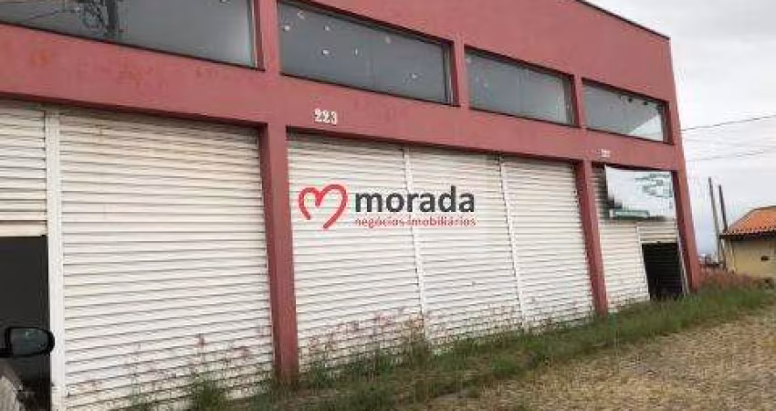 Prédio Comercial com vagas para clientes. Bairro: Pompéia