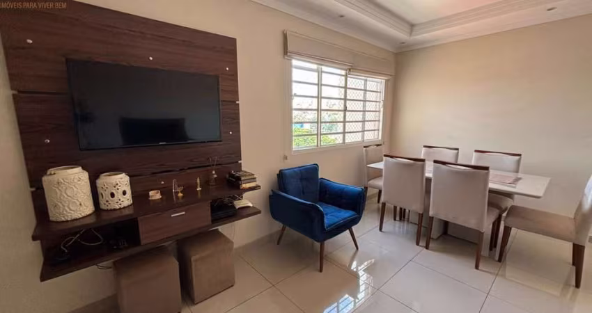 Apartamento confortável, dois dormitórios, completo de armários, pronto para morar. Bairro: Piracicamirim