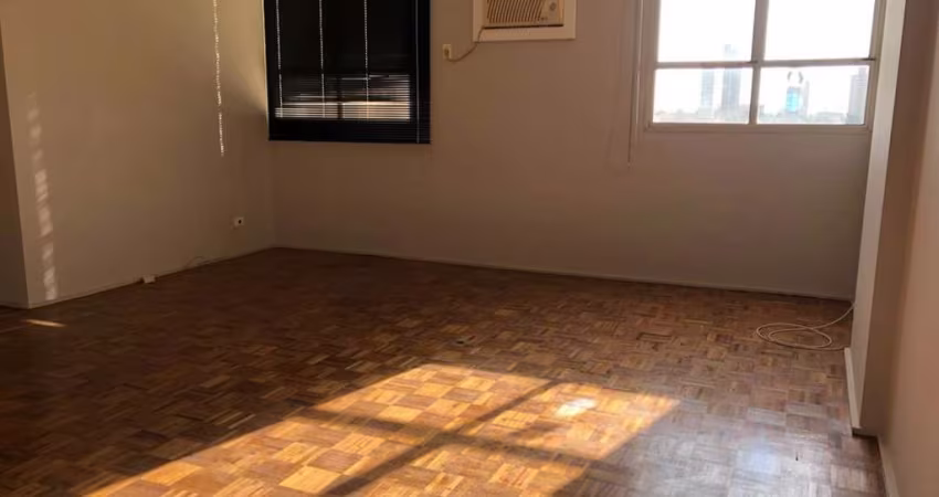 Sala comercial, excelente localização, pronta para uso imediato. Bairro: Alto