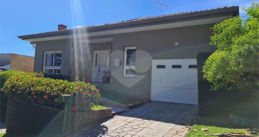 Condomínio com 5 quartos à venda em Marambaia - SP