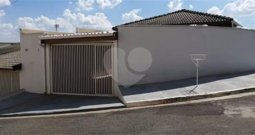 Casa com 2 quartos à venda na Rua Henrique Pó, Jardim Miriam, Vinhedo