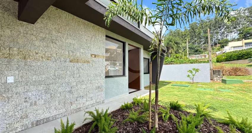 Condomínio com 3 quartos à venda em Prata - SP