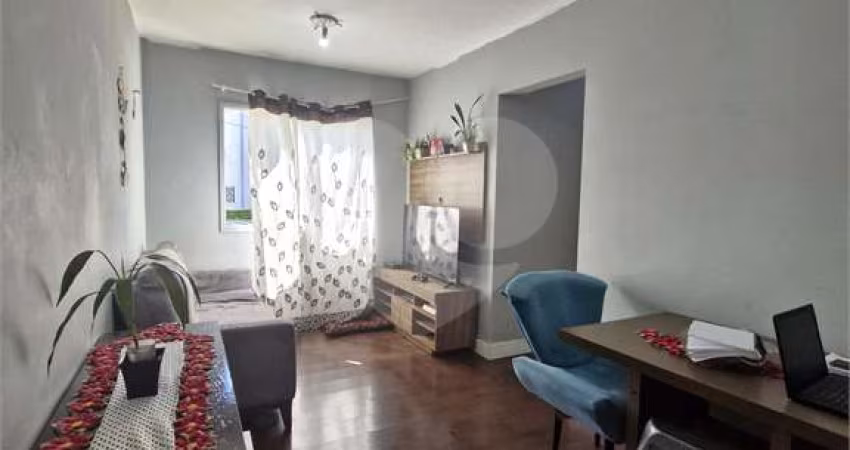 Apartamento com 3 quartos à venda em Capela - SP