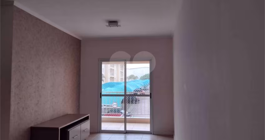 Apartamento com 3 quartos à venda ou para locação em Santa Rosa - SP