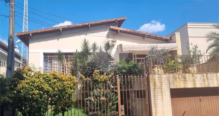 Casa com 3 quartos à venda em Centro - SP