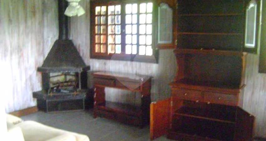 Condomínio com 3 quartos à venda em Marambaia - SP