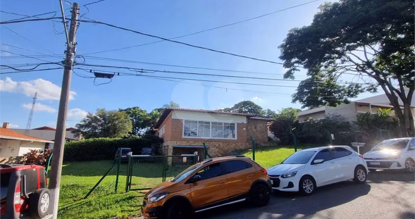 Casa com 6 quartos à venda em Santa Rosa - SP
