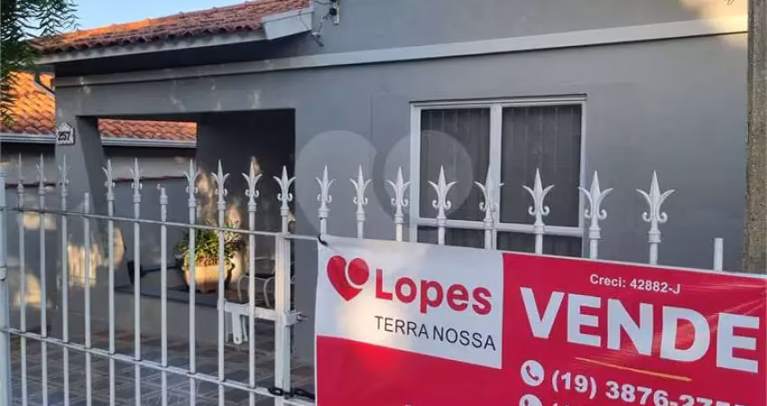 Casa com 3 quartos à venda em Centro - SP